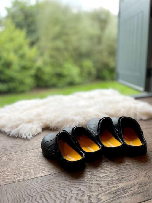 Romantic Retreat - Luxury Shepherds Hut + Hot Tub! Camborne Exteriér fotografie